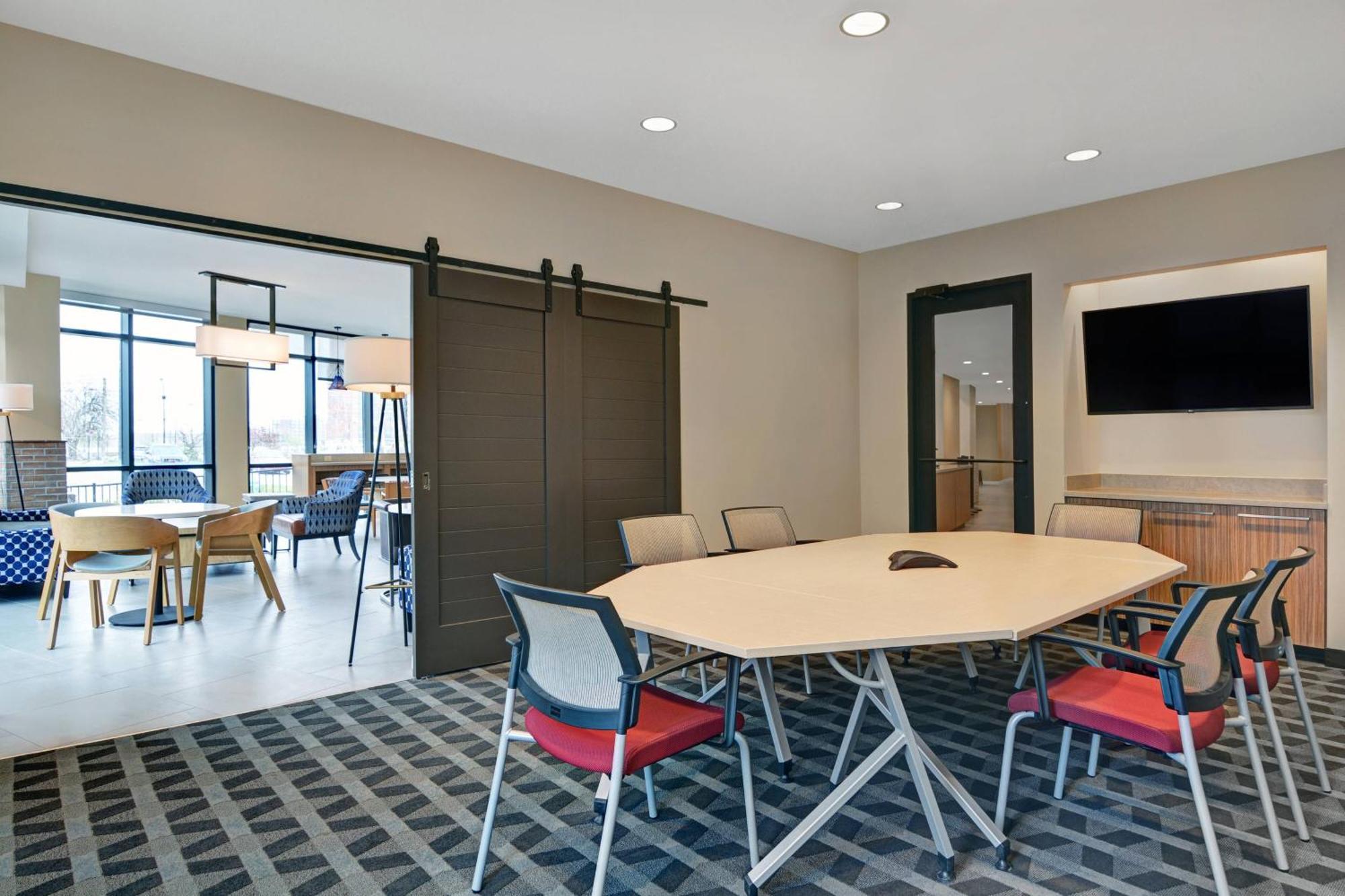 Towneplace Suites By Marriott Indianapolis Downtown Extérieur photo