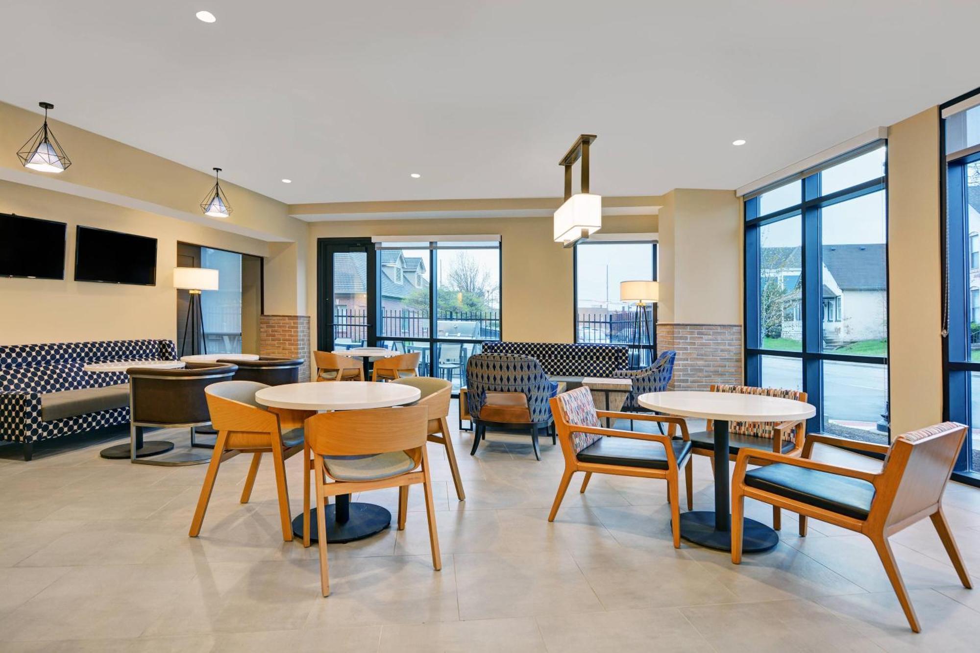 Towneplace Suites By Marriott Indianapolis Downtown Extérieur photo